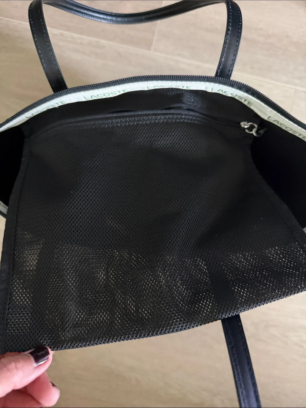 Lacoste L.12.12 Concept Vertical Tote - Black - Picture 9 of 11
